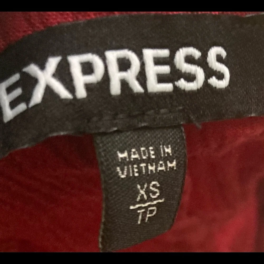 Like New Express Bohemian Boho Bell Sleeve Flare Red Blouse - Picture 2 of 3